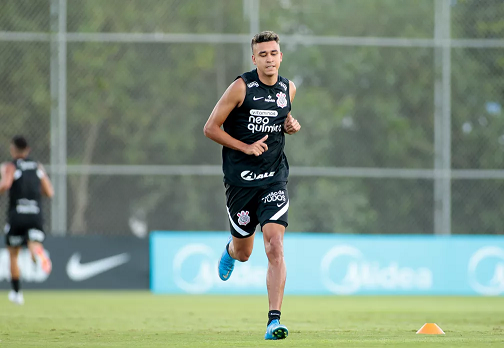 Volante Cantillo atualmente emprestado pelo Jnior Barranquila ao Corinthians 