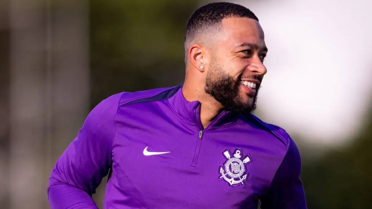 Memphis em treino do Corinthians - Foto: rodrigo Coca/Ag. Corinthians